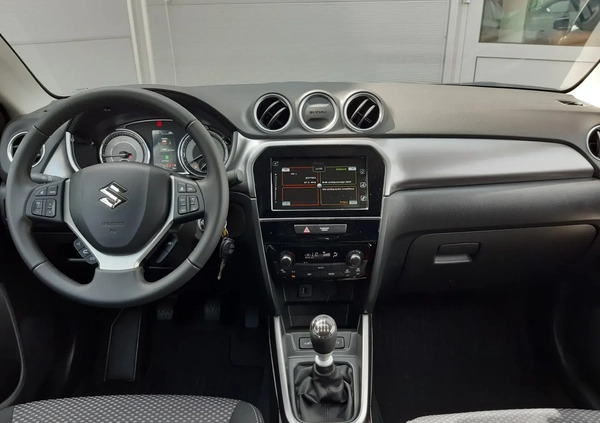 Suzuki Vitara cena 94900 przebieg: 6000, rok produkcji 2023 z Drawno małe 172